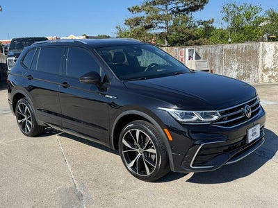 2022 Volkswagen Tiguan 2.0T SEL R-Line | Pano Sunroof | AWD | CarPlay