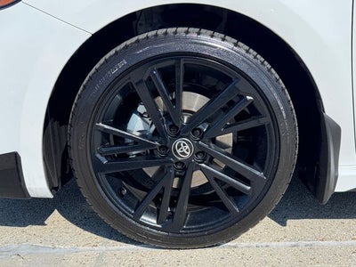 2026 Toyota Camry SE Nightshade | Multimedia Upgrade Pkg. | AWD