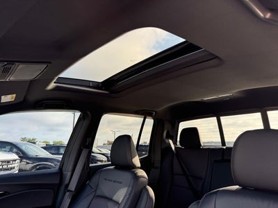 2023 Honda Ridgeline Black Edition | Clean One Owner | Heated Seats