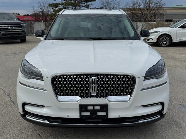 2022 Lincoln Aviator Standard | Premium Pkg. | Elements Pkg. | Tow Pkg. | AWD