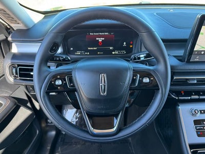 2023 Lincoln Aviator Standard | Premium Pkg. | Navigation | AWD