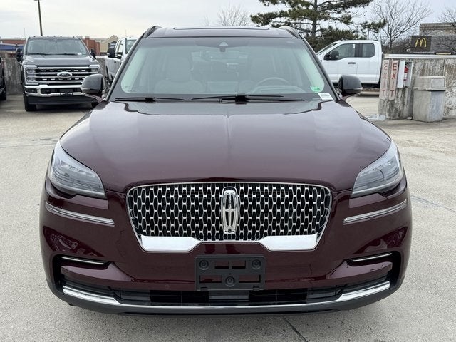 2022 Lincoln Aviator Reserve | Luxury Pkg. | Elements Pkg. + | AWD