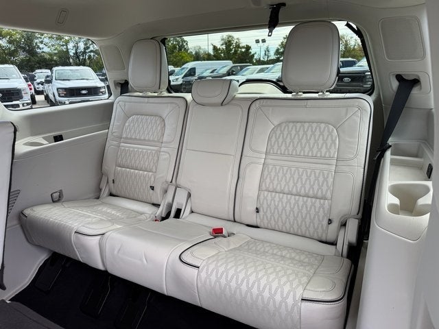 2022 Lincoln Navigator Black Label | HD Tow Pkg. | Wireless CarPlay | 4WD