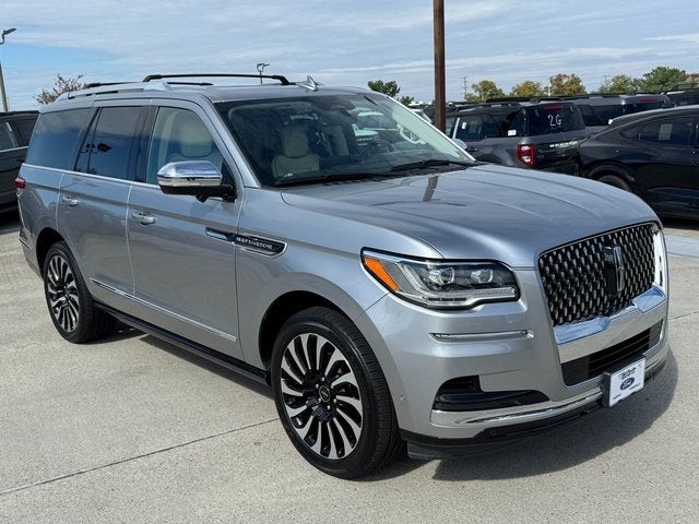 2022 Lincoln Navigator Black Label | HD Tow Pkg. | Wireless CarPlay | 4WD