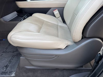2022 Lincoln Navigator L Reserve | 2nd Row Captains | Luxury Pkg