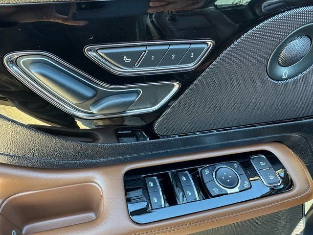 2022 Lincoln Aviator Plug-In Hybrid Grand Touring | Elements Pkg. Plus | Tow Pkg. | AWD