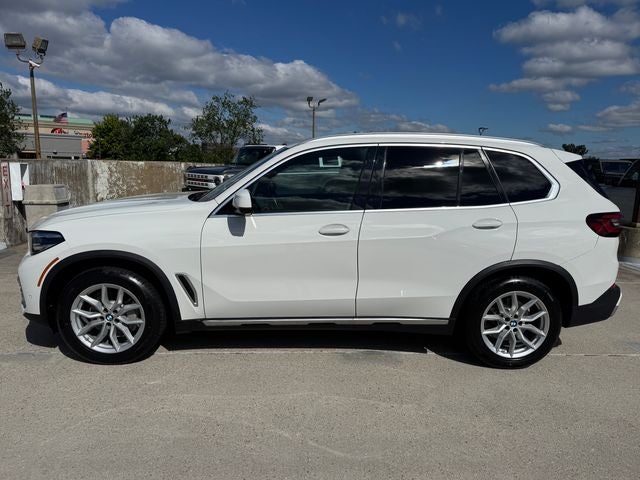 2023 BMW X5 xDrive40i | Premium Pkg | Park Assist Pkg | Heads Up Display