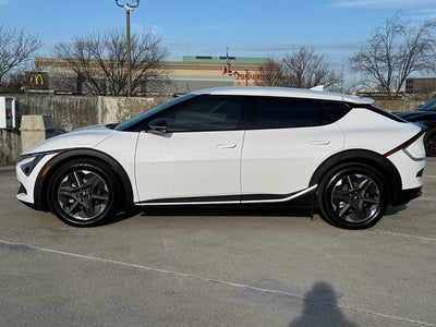 2025 Kia EV6 Light | Wireless CarPlay | Heated Seats | Navigation | A