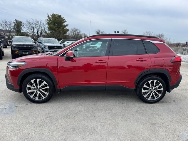 2023 Toyota Corolla Cross XLE | Moonroof | Navigation | AWD