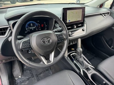 2023 Toyota Corolla Cross XLE | Moonroof | Navigation | AWD