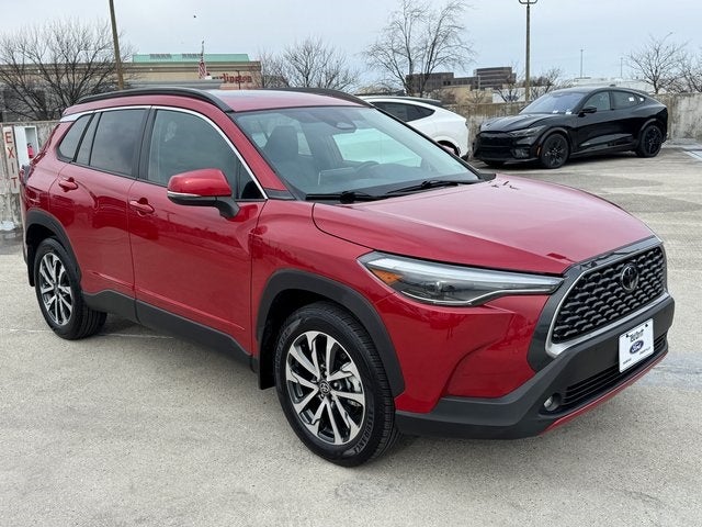 2023 Toyota Corolla Cross XLE | Moonroof | Navigation | AWD
