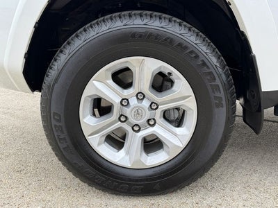 2024 Toyota 4Runner SR5 Premium | Moonroof Pkg | 3rd Row Seating | Premium Pkg