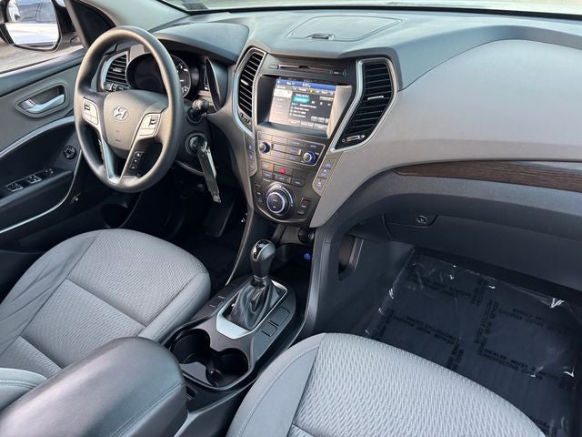 2017 Hyundai Santa Fe SE | One Owner | AWD | Heated Seats