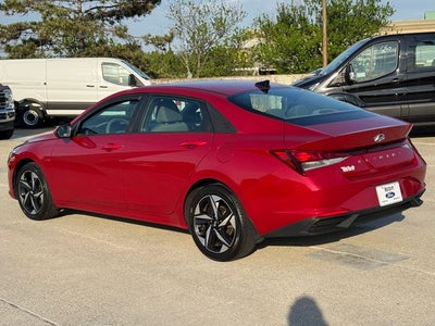 2023 Hyundai Elantra SEL | Convenience Pkg. | Smart Cruise Control | Nav