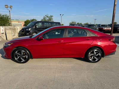 2023 Hyundai Elantra SEL | Convenience Pkg. | Smart Cruise Control | Nav