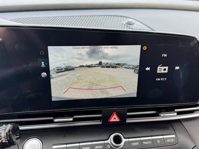 2025 Hyundai Elantra SEL Convenience | Smart Cruise Control | Apple CarPlay