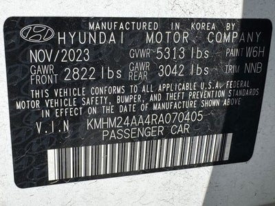 2024 Hyundai IONIQ 6 SE