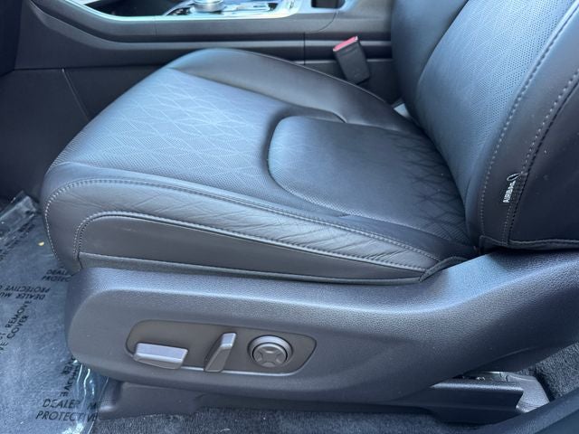 2025 Kia Carnival Hybrid SX | Pano Moonroof | Dark Edition Pkg |