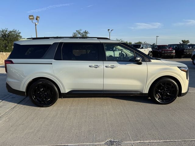 2025 Kia Carnival Hybrid SX | Pano Moonroof | Dark Edition Pkg |
