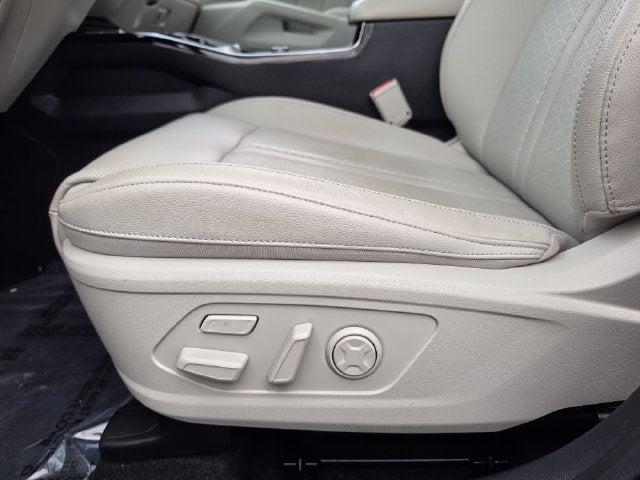 2023 Kia Sorento Plug-In Hybrid SX Prestige | Pano Roof | Nav | AWD | One Owner