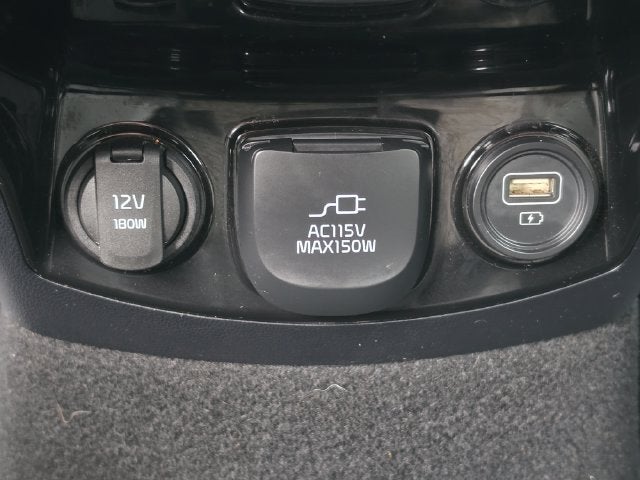 2023 Kia Sorento Plug-In Hybrid SX Prestige | Pano Roof | Nav | AWD | One Owner