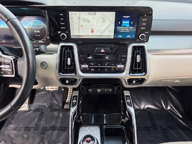 2023 Kia Sorento Plug-In Hybrid SX Prestige | Pano Roof | Nav | AWD | One Owner