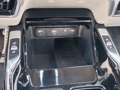 2023 Kia Sorento Plug-In Hybrid SX Prestige | Pano Roof | Nav | AWD | One Owner