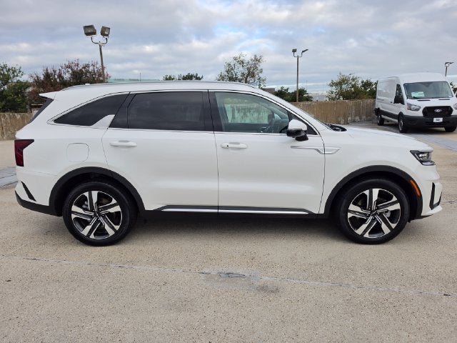 2023 Kia Sorento Plug-In Hybrid SX Prestige | Pano Roof | Nav | AWD | One Owner