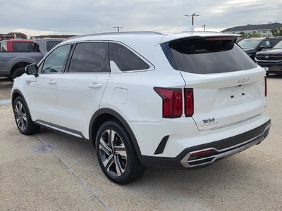 2023 Kia Sorento Plug-In Hybrid SX Prestige | Pano Roof | Nav | AWD | One Owner