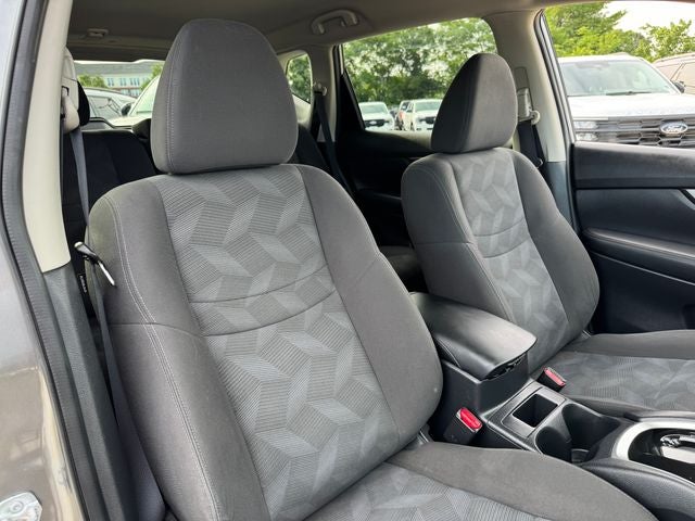 2016 Nissan Rogue SV | AWD | Back-Up Cam | Low Miles