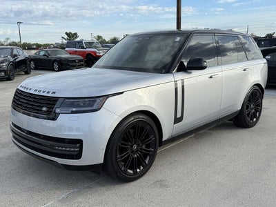 2025 Land Rover Range Rover SE | Heads Up | Shadow Pkg | Cold Pkg