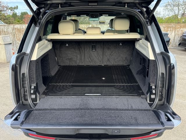 2025 Land Rover Range Rover SE | Heads Up | Shadow Pkg | Cold Pkg