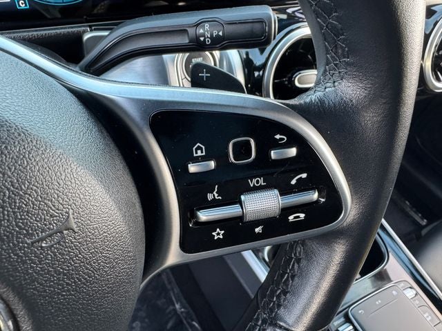 2023 Mercedes-Benz GLB GLB 250 4MATIC® | Premium Pkg | Heated Seats | Carplay