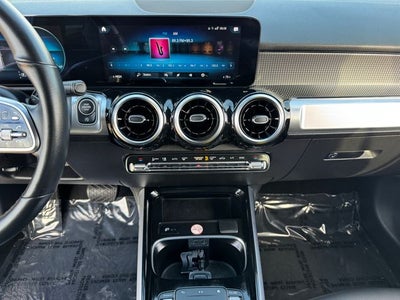 2023 Mercedes-Benz GLB GLB 250 4MATIC® | Premium Pkg | Heated Seats | Carplay