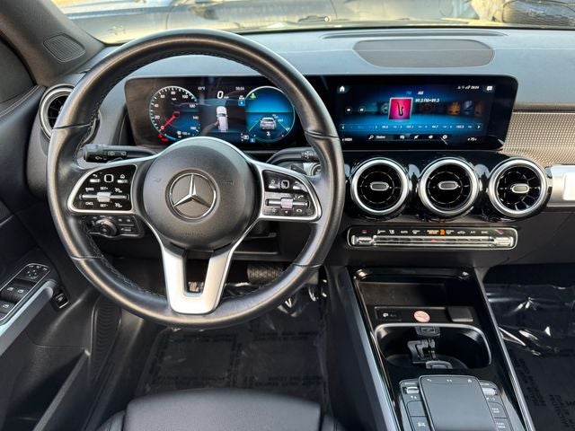 2023 Mercedes-Benz GLB GLB 250 4MATIC® | Premium Pkg | Heated Seats | Carplay