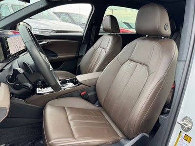 2025 Audi Q6 e-tron Prestige quattro