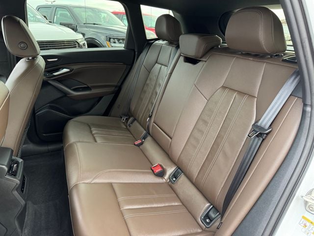 2025 Audi Q6 e-tron Prestige quattro