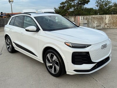2025 Audi Q6 e-tron Prestige quattro