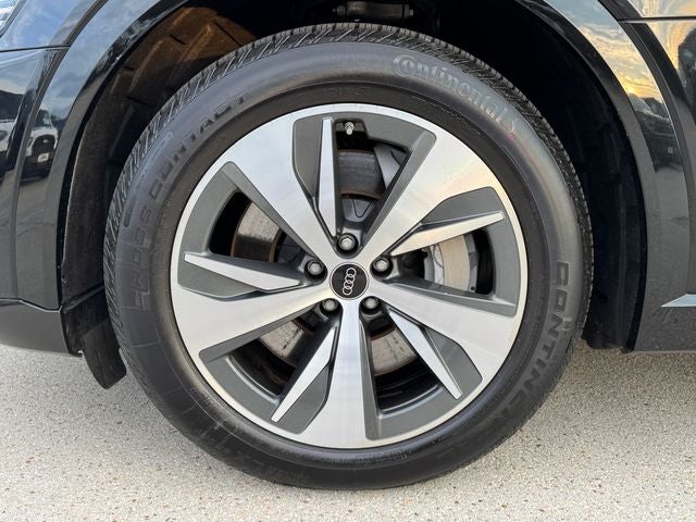 2024 Audi Q8 e-tron Premium Plus quattro