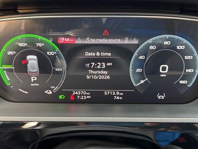 2024 Audi Q8 e-tron Premium Plus quattro