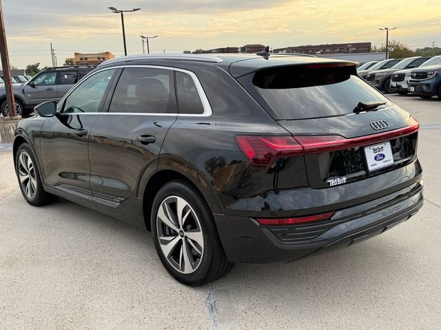 2024 Audi Q8 e-tron Premium Plus quattro