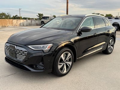 2024 Audi Q8 e-tron Premium Plus quattro