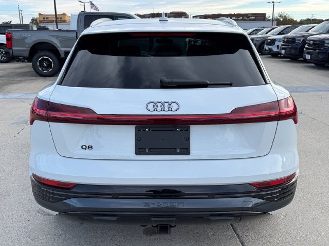 2024 Audi Q8 e-tron Premium Plus quattro