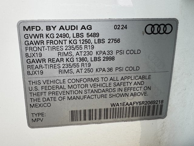 2024 Audi Q5 45 S line Premium quattro