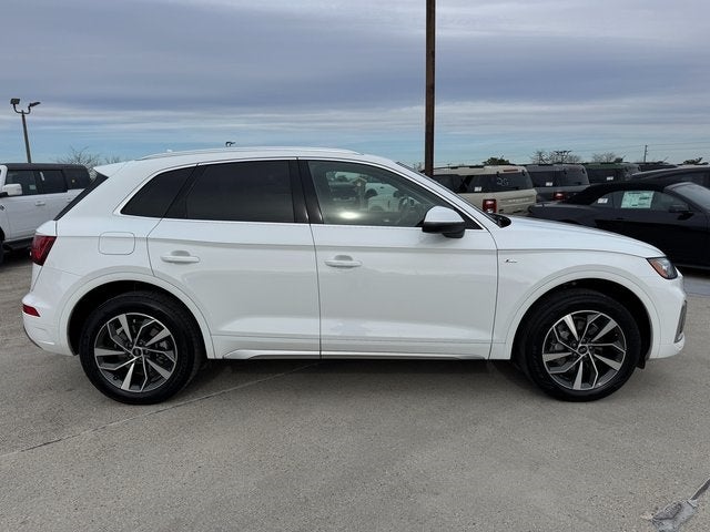 2024 Audi Q5 45 S line Premium quattro