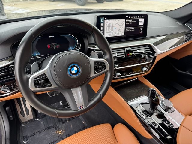 2023 BMW 5 Series 530e iPerformance | Moonroof | Navigation | M Sport Pkg.