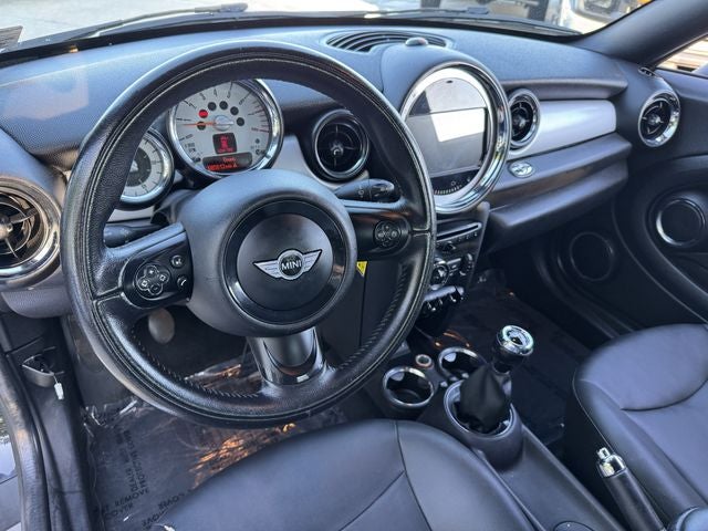 2013 MINI Cooper Base | Clean History