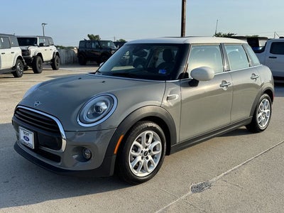 2021 MINI Cooper Signature | Pano Sunroof | Heated Seats | Led Headlights