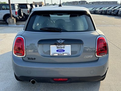 2021 MINI Cooper Signature | Pano Sunroof | Heated Seats | Led Headlights