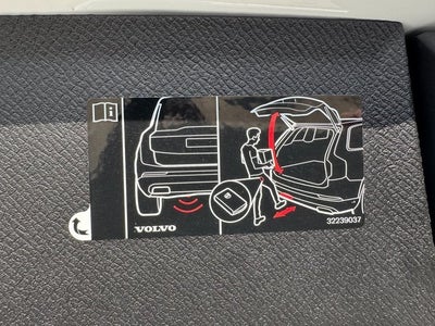 2020 Volvo XC90 T6 Momentum | Navigation | Pano Moonroof | AWD